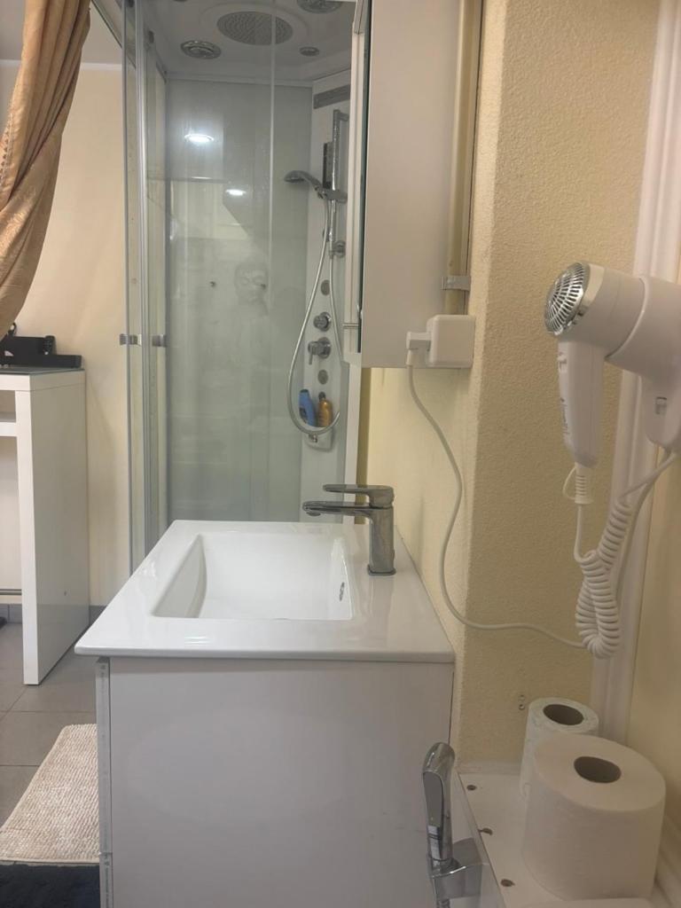 Small Apartments In Lamone Extérieur photo