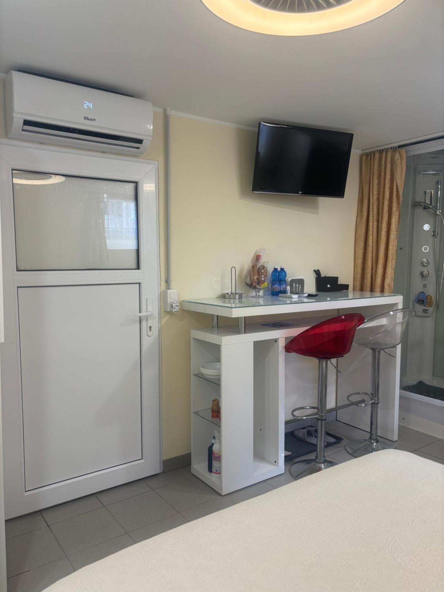 Small Apartments In Lamone Extérieur photo